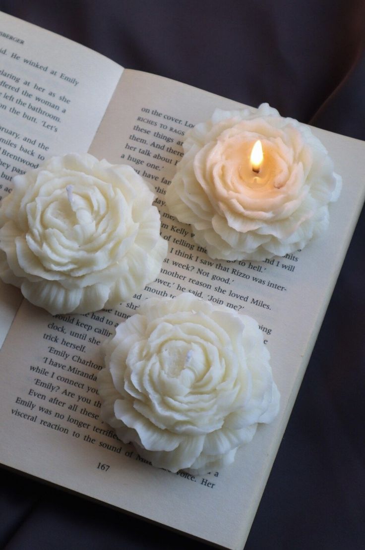 Peony Bloom Candle